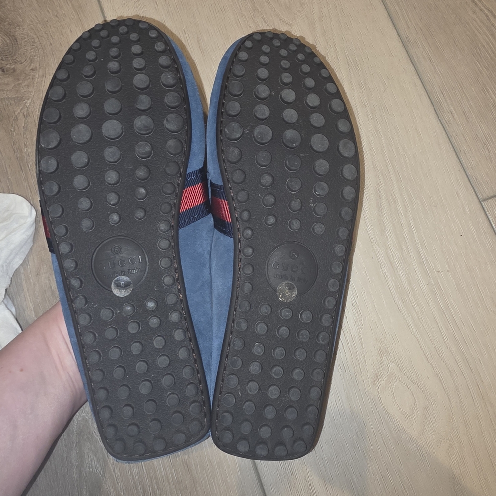 Gucci Navy Suede Loafers with Red Stripe - Picture 5 of 5